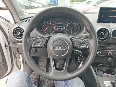 Audi A3 2018, 147000 км, за 41200 CNY - фото 11