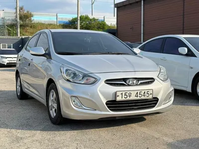 Hyundai Accent 2015, 188572 км, за 4000000 KRW - фото 3