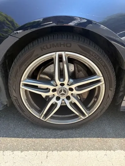 Mercedes-Benz E-Class 2018, 180000 км, за 20500000 KRW