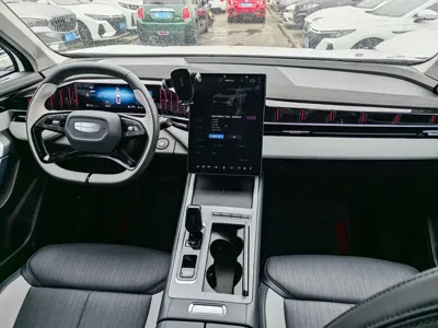 Geely Boyue L 2025, 14000 км, за 77600 CNY - фото 6