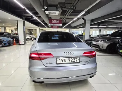Audi A8 2015, 163374 км, за 19800000 KRW