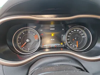 Jeep Cherokee 2016, 71400 км, за 41263.35 CNY - фото 14