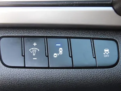 Hyundai Avante 2018, 114464 км, за 9900000 KRW - фото 12
