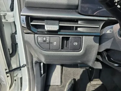 Kia Sportage 2025, 2400 км, за 24440000 KRW - фото 11
