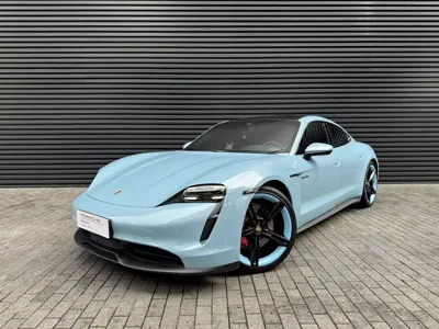 Porsche Taycan · 2021 год