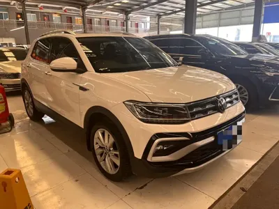Volkswagen T-Cross 2021, 25000 км, за 59800 CNY