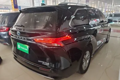 Toyota Sienna 2021, 107200 км, за 206821.42 CNY - фото 6