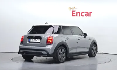MINI Cooper 2022, 8949 км, за 16500000 KRW - фото 2