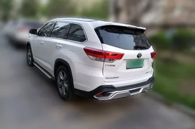 Toyota Highlander 2021, 51100 км, за 164327.56 CNY - фото 4