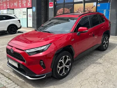 Toyota RAV4 · 2024 год