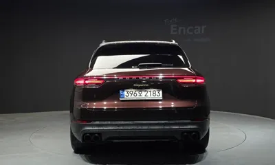 Porsche Cayenne 2023, 61300 км, за 106000000 KRW