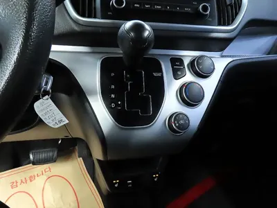Kia Ray 2021, 68260 км, за 8000000 KRW - фото 9