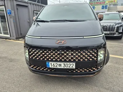 Hyundai Staria 2023, 47000 км, за 32500000 KRW