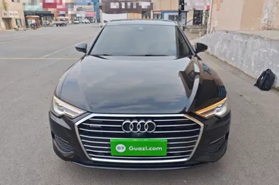 Audi A6L 2019, 106800 км, за 185006.73 CNY - фото 2
