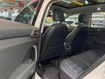 Volkswagen Tharu 2022, 25000 км, за 136800 CNY - фото 8