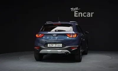 Kia Stonic 2018, 140102 км, за 7500000 KRW