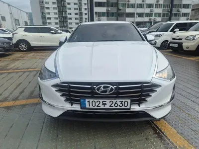 Hyundai Sonata 2022, 75638 км, за 12000000 KRW - фото 1