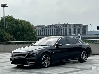 Mercedes-Benz S-Class · 2020 год