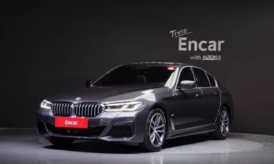 BMW 5-Series · 2023 год