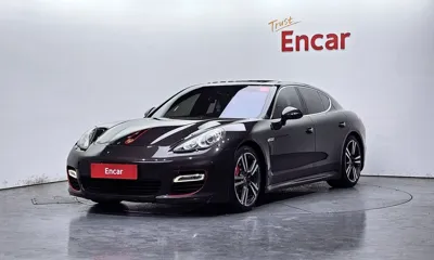 Porsche Panamera · 2012 год
