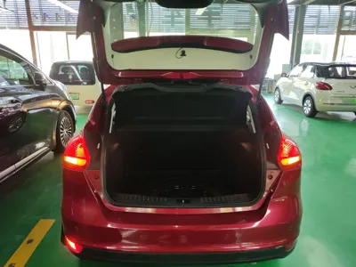 Ford Focus 2017, 73500 км, за 36926.57 CNY - фото 19