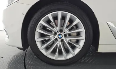 BMW 5-Series 2018, 60218 км, за 25500000 KRW - фото 5