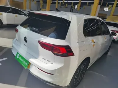 Volkswagen Golf 2023, 36700 км, за 101100 CNY - фото 6