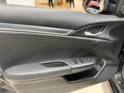 Honda Civic 2017, 130000 км, за 45800 CNY - фото 9