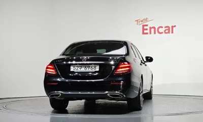 Mercedes-Benz E-Class 2019, 169781 км, за 19500000 KRW