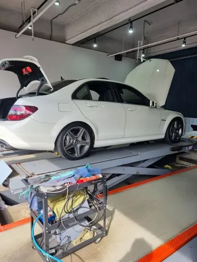 Mercedes-Benz C-Class 2011, 145000 км, за 26000000 KRW