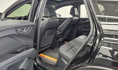 Audi Q4 e-tron 2022, 89673 км, за 34500000 KRW - фото 26