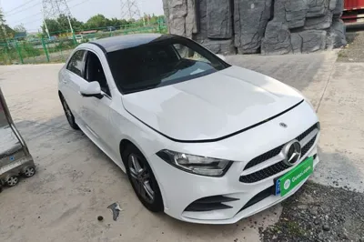 Mercedes-Benz A-Class 2021, 102600 км, за 103390.31 CNY