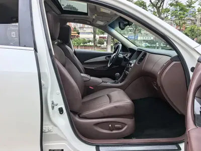 Infiniti QX50 2016, 129000 км, за 39800 CNY - фото 6