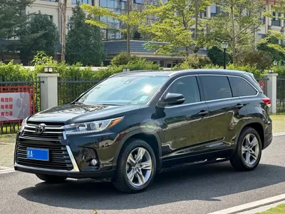 Toyota Highlander · 2021 год