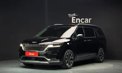 Kia Canival · 2023 год