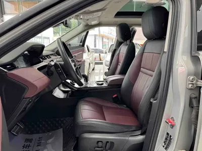 Land Rover Evoque 2022, 66000 км, за 123800 CNY - фото 6