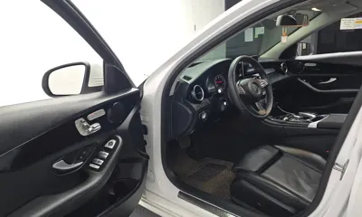 Mercedes-Benz C-Class 2018, 133960 км, за 16000000 KRW - фото 10