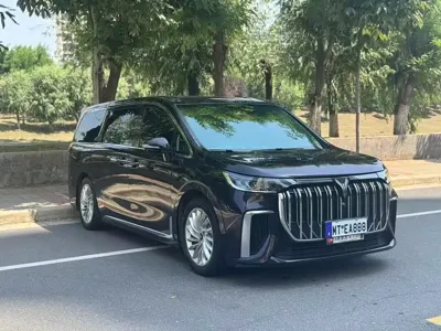 Voyah Dreamer 2024, 30000 км, за 177100 CNY