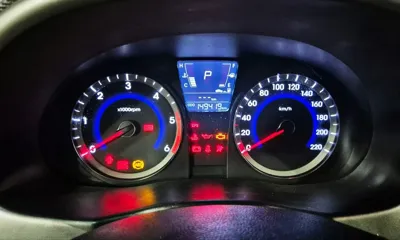 Hyundai Accent 2013, 149395 км, за 3800000 KRW - фото 9
