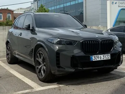 BMW X5 2026, 8000 км, за 160000000 KRW