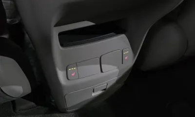 Kia Canival 2015, 112404 км, за 10200000 KRW - фото 19
