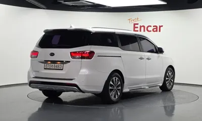 Kia Canival 2017, 174048 км, за 8700000 KRW - фото 2