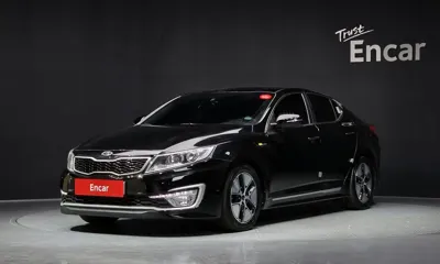 Kia K5 · 2013 год