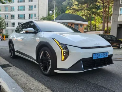 Kia EV4 2026, 726 км, за 30860000 KRW