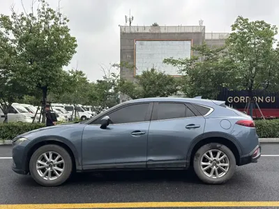 Mazda CX-4 2017, 128000 км, за 37500 CNY