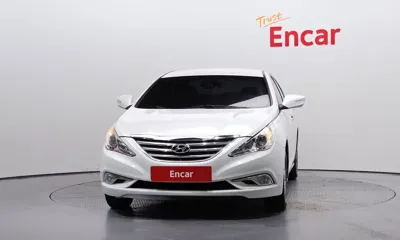 Hyundai Sonata 2014, 197074 км, за 4000000 KRW