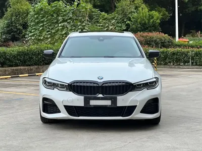 BMW 3 Series 2021, 80000 км, за 139800 CNY