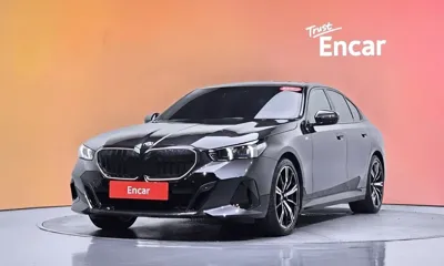 BMW 5-Series · 2024 год