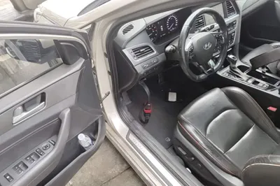 Hyundai Sonata 2015, 141400 км, за 49138.86 CNY - фото 18