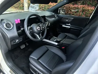 Mercedes-Benz GLA 2023, 30000 км, за 139800 CNY
